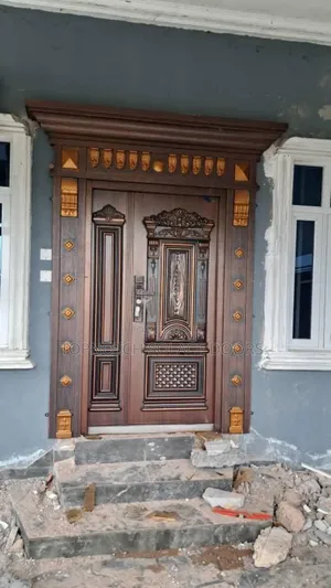 4ft by 7ft Ark and Pillar Design.