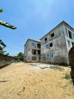 1bdrm Block of Flats in Igwuruta Port, Obio-Akpor for sale