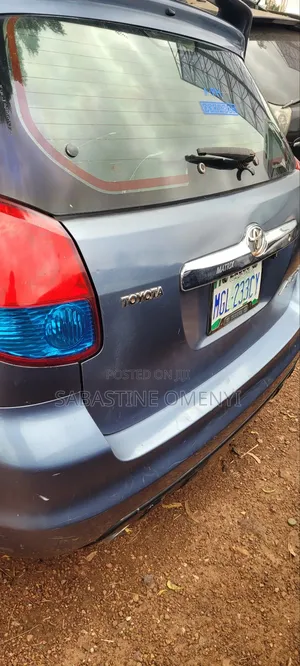 Toyota Matrix Standard FWD (1.8L 4cyl 5M) 2003 Blue