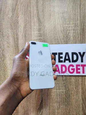 Apple iPhone 8 Plus 64 GB White
