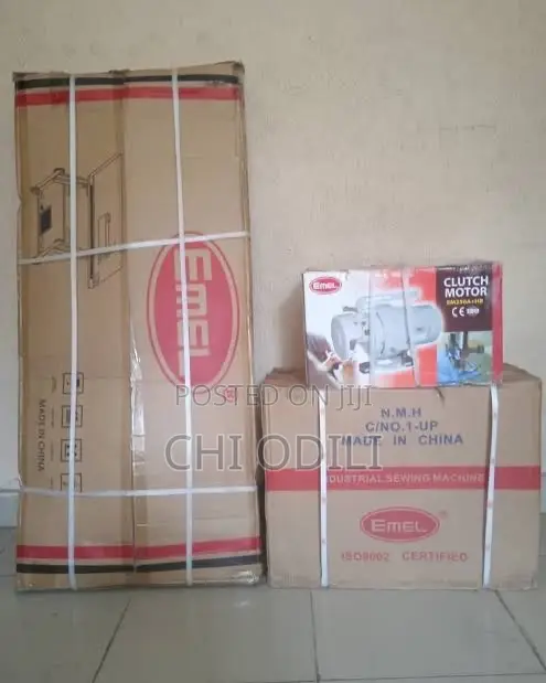 Industrial Sewing Machine And Cutting Table
