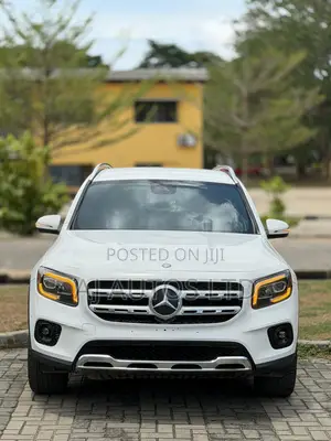 Mercedes-Benz GLB-Class GLB 250 4MATIC 2021 White