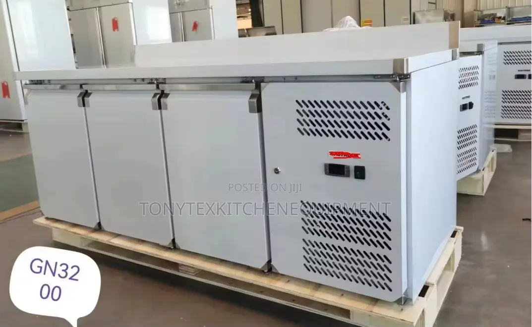 Commercial 3door Under Fridge