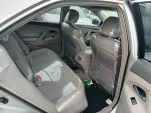 Toyota Camry LE 4dr Sedan (2.4L 4cyl 5A) 2007 Silver