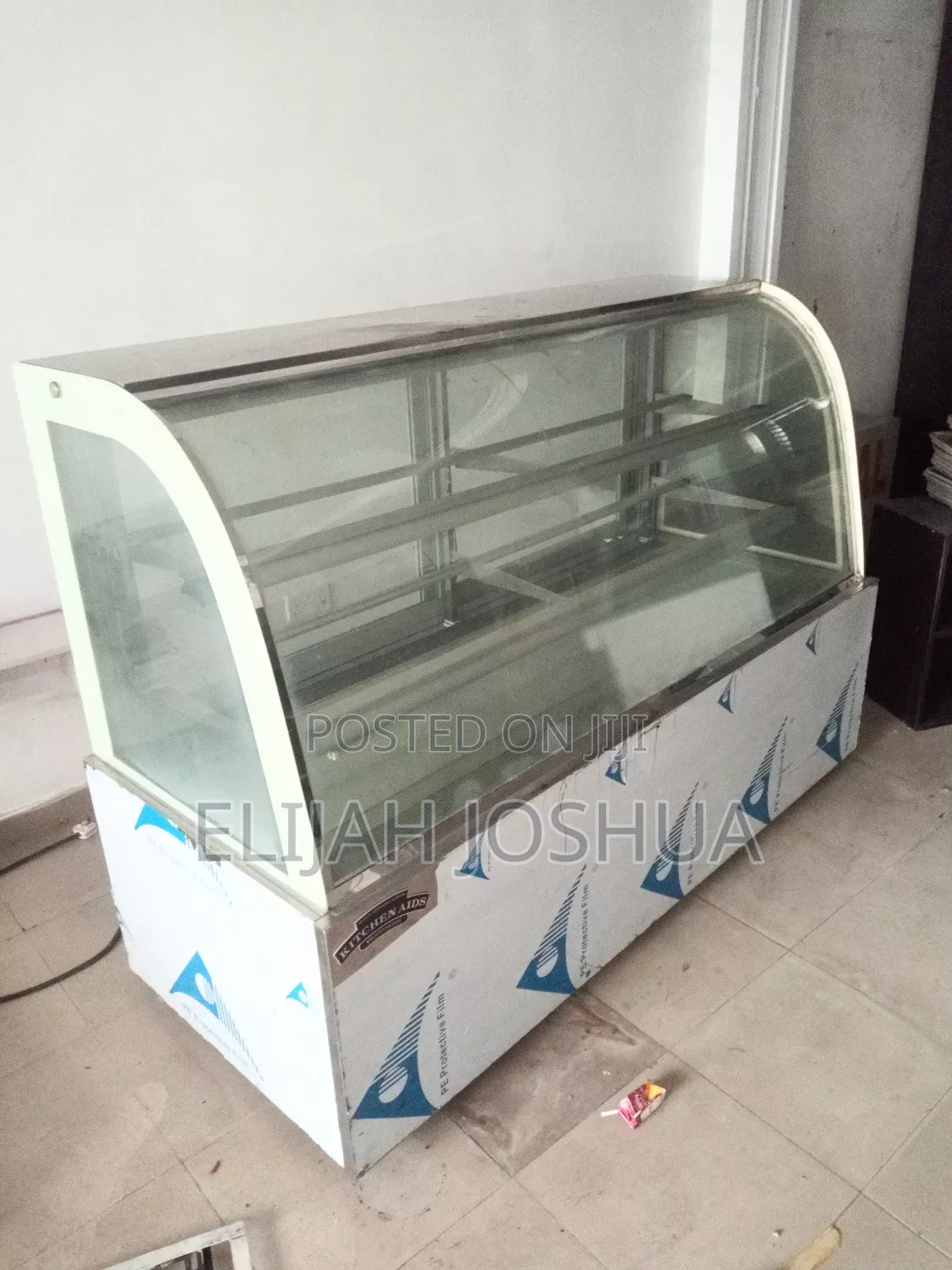 Snacks/Cake Display Warmer (Fairly Use )