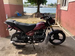 Denstar Escape 2024 Red