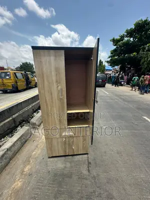 Wardrobe 32 by 6ft