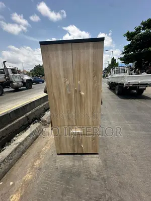 Wardrobe 32 by 6ft