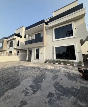 5bdrm Penthouse in Agodi Gra for sale