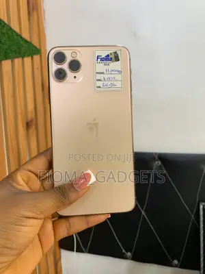 Apple iPhone 11 Pro Max 64 GB Gold
