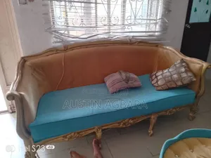 Sofa Set With Center Table