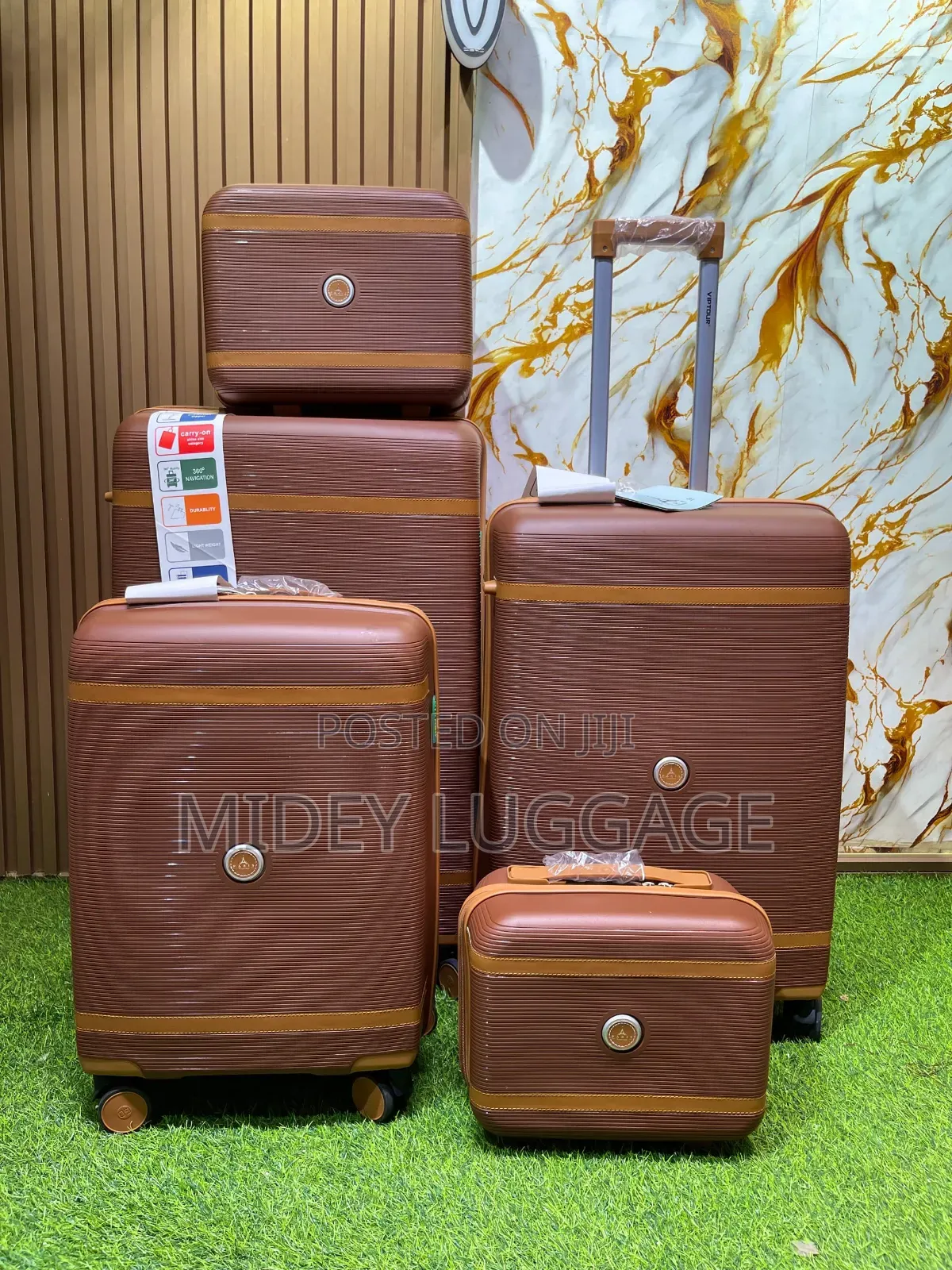 Solid Luggage Traveling Box