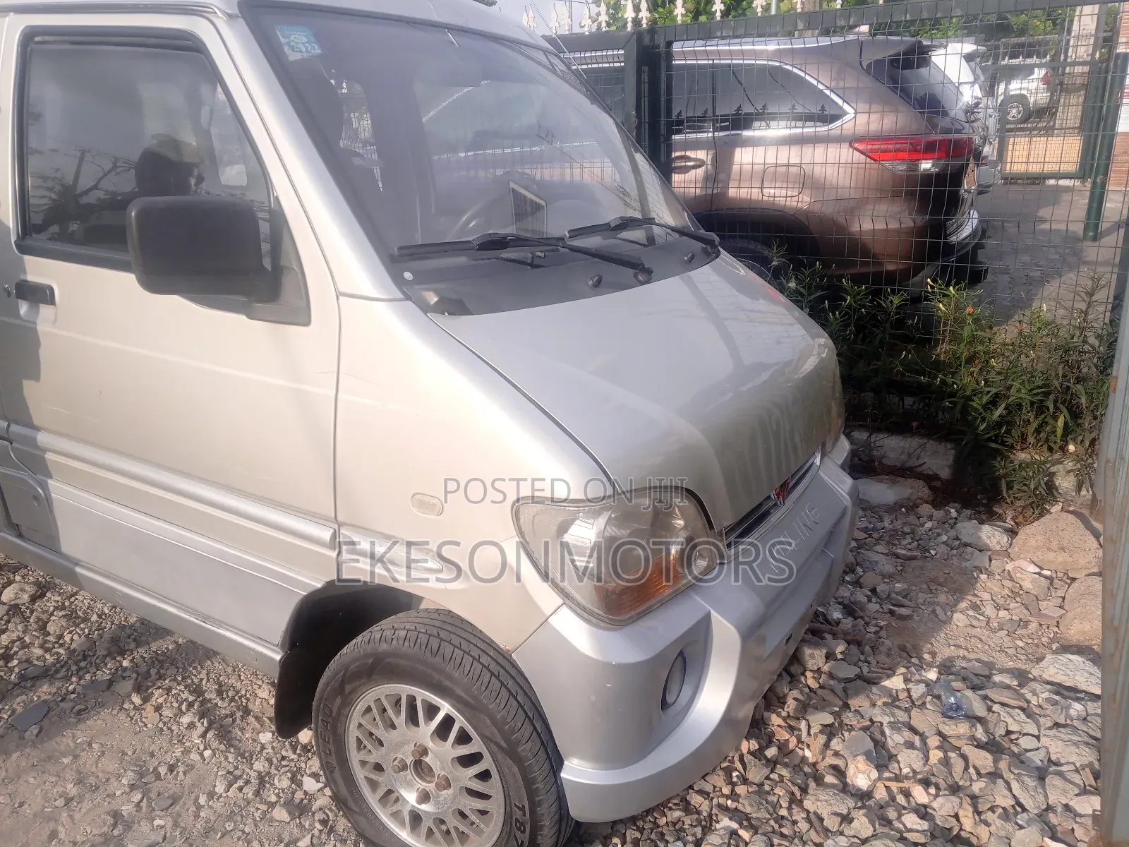 Wuling LZW6358 2020 Silver