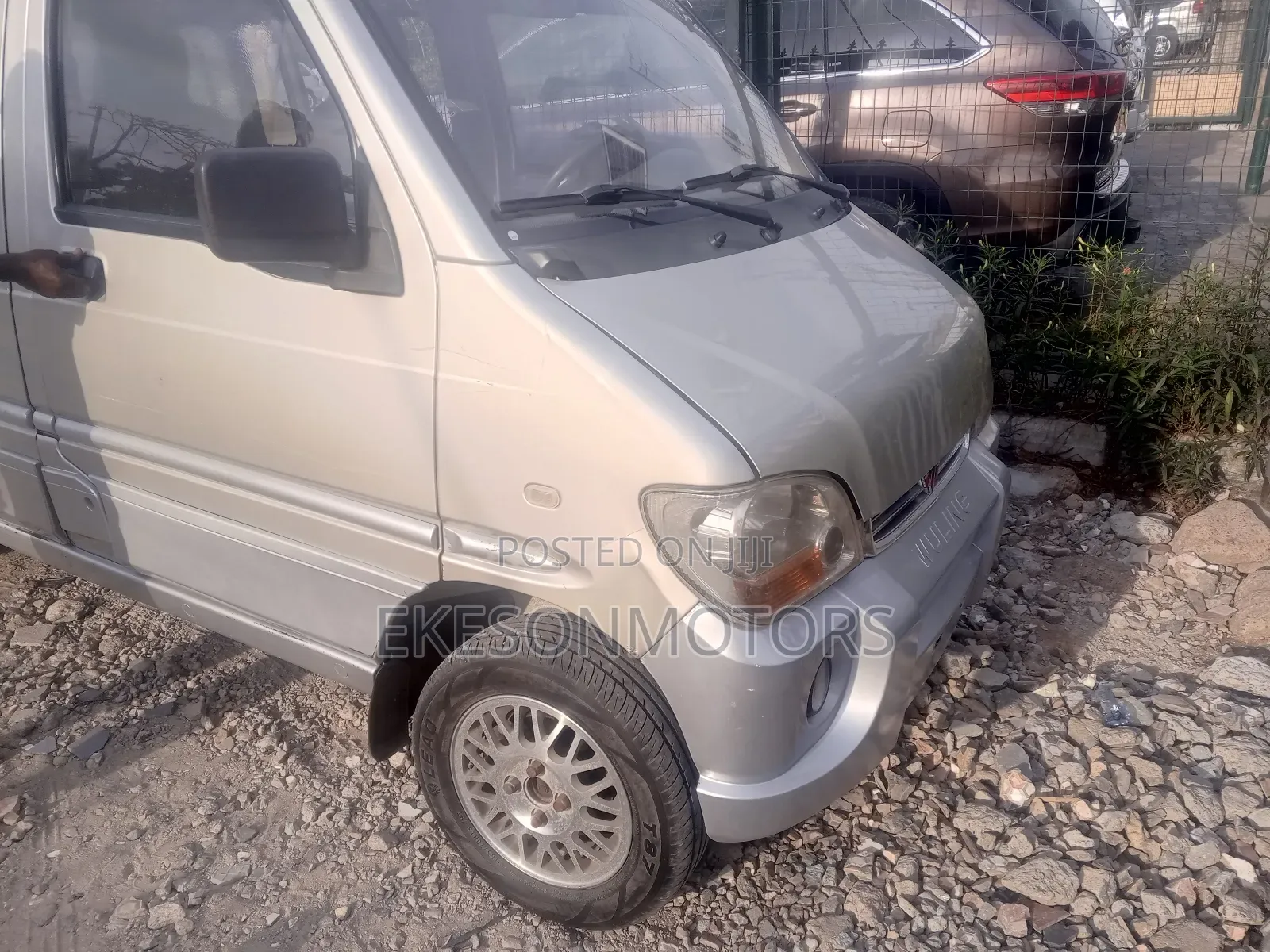 Wuling LZW6358 2020 Silver