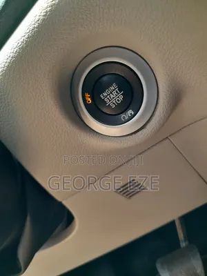 Chrysler Pacifica 2018 Orange