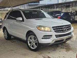 Mercedes-Benz M Class ML350 4MATIC 4dr SUV AWD (3.5L 6cyl 7A) 2014