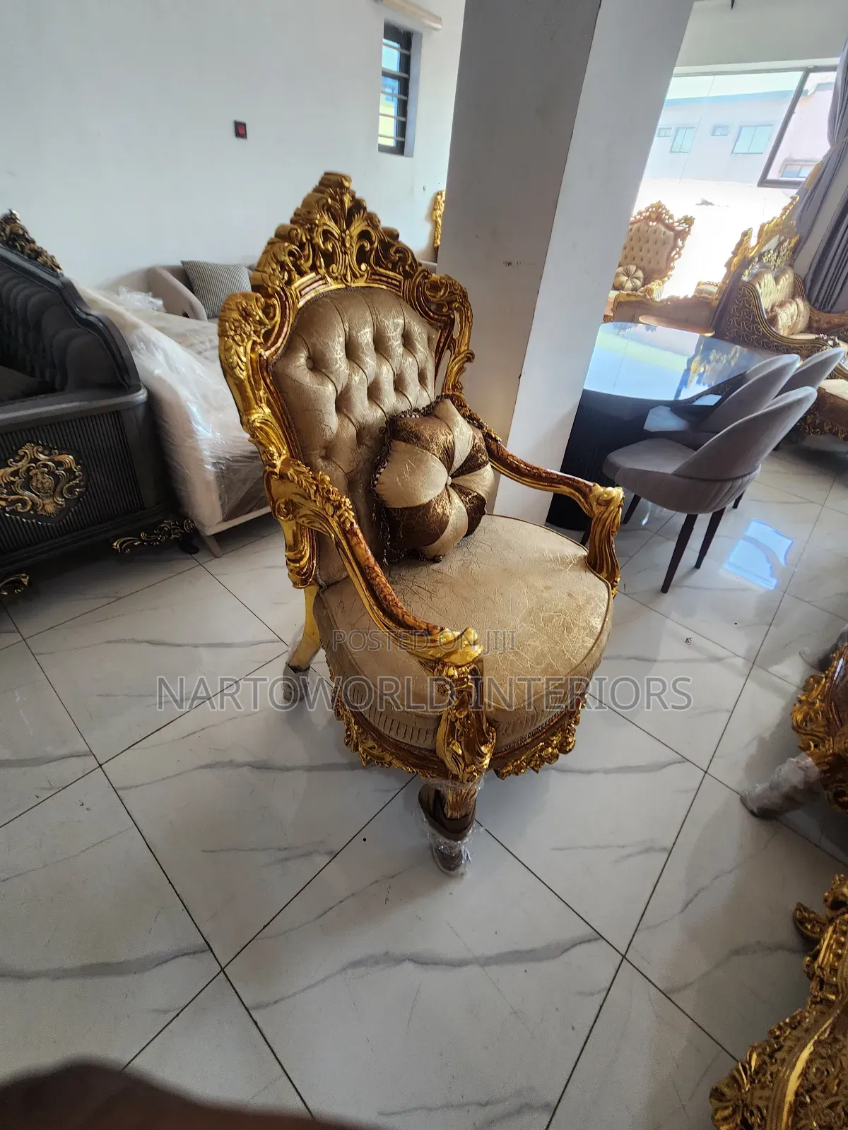 8 Seaters Royal Sofa Chair