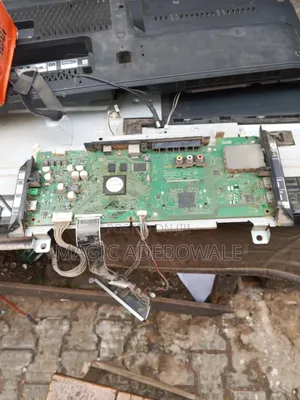 Electronics Repairer Technician