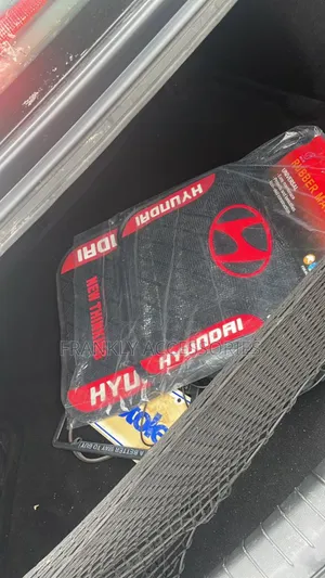 Hyundai Rubber Foot Mat
