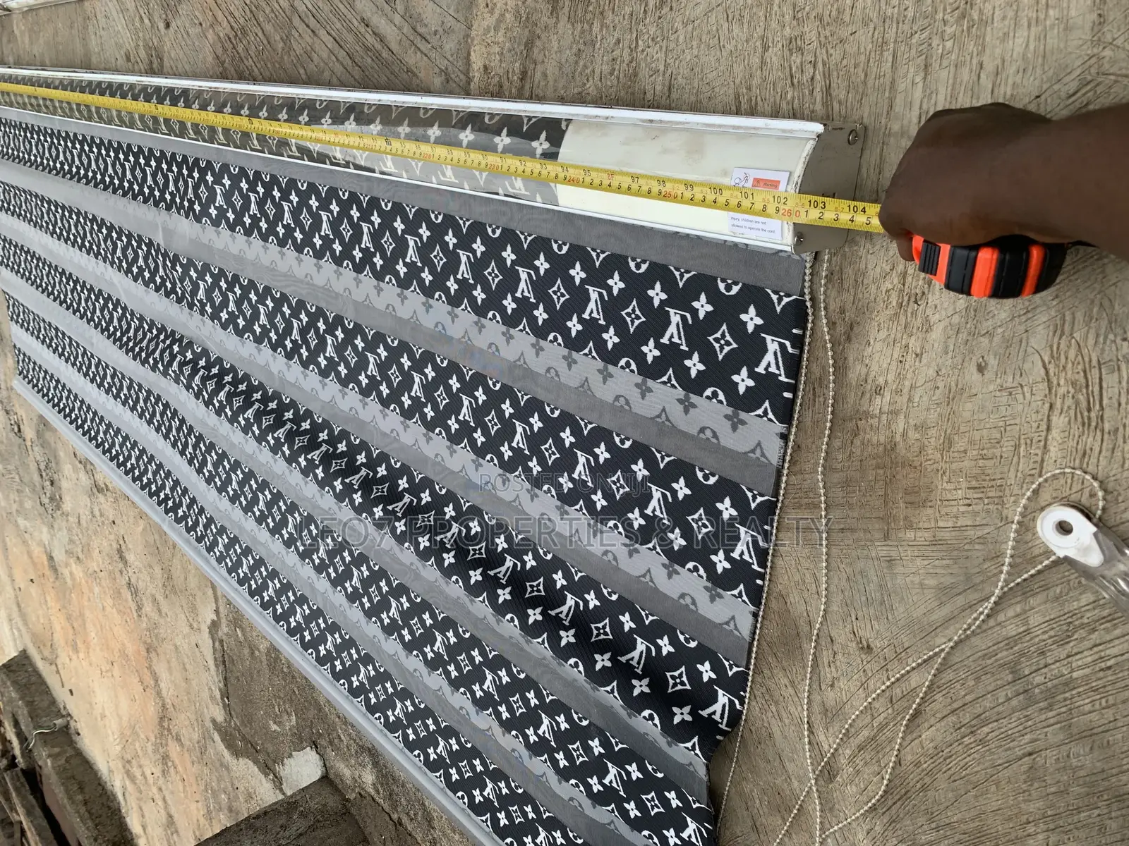 Window Blind 8ft.7inch (2.6 Meter Wide)