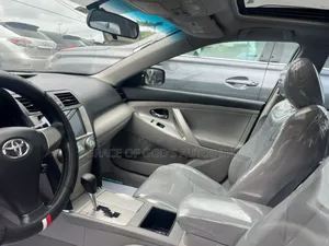 Toyota Camry SE 4dr Sedan (2.4L 4cyl 5A) 2009 Black