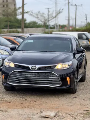 Toyota Avalon XLE Premium FWD Sedan (3.6L 6cyl 6A) 2016 Black