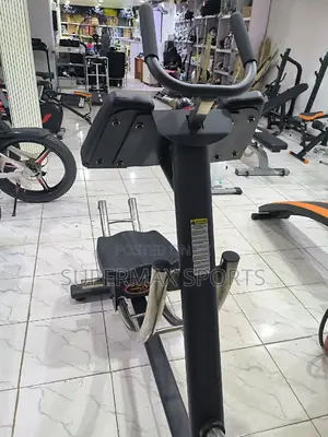 Sculpt Your Abs Like a Pro in Half the Time- Commercial Ab Coaster