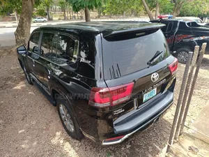 Toyota Land Cruiser 2023 Black