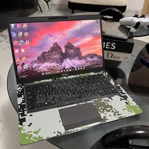 Laptop Dell Latitude 5400 8GB Intel Core i5 SSD 256GB