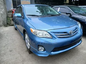 Toyota Corolla S 4dr Sedan (1.8L 4cyl 4A) 2013 Blue