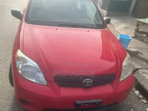 Toyota Matrix Hatchback FWD (1.8L 4cyl 5M) 2005 Red
