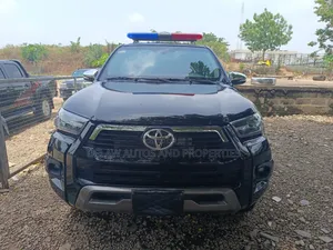 Nissan Frontier 2015 Black