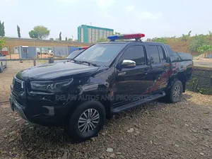 Nissan Frontier 2015 Black