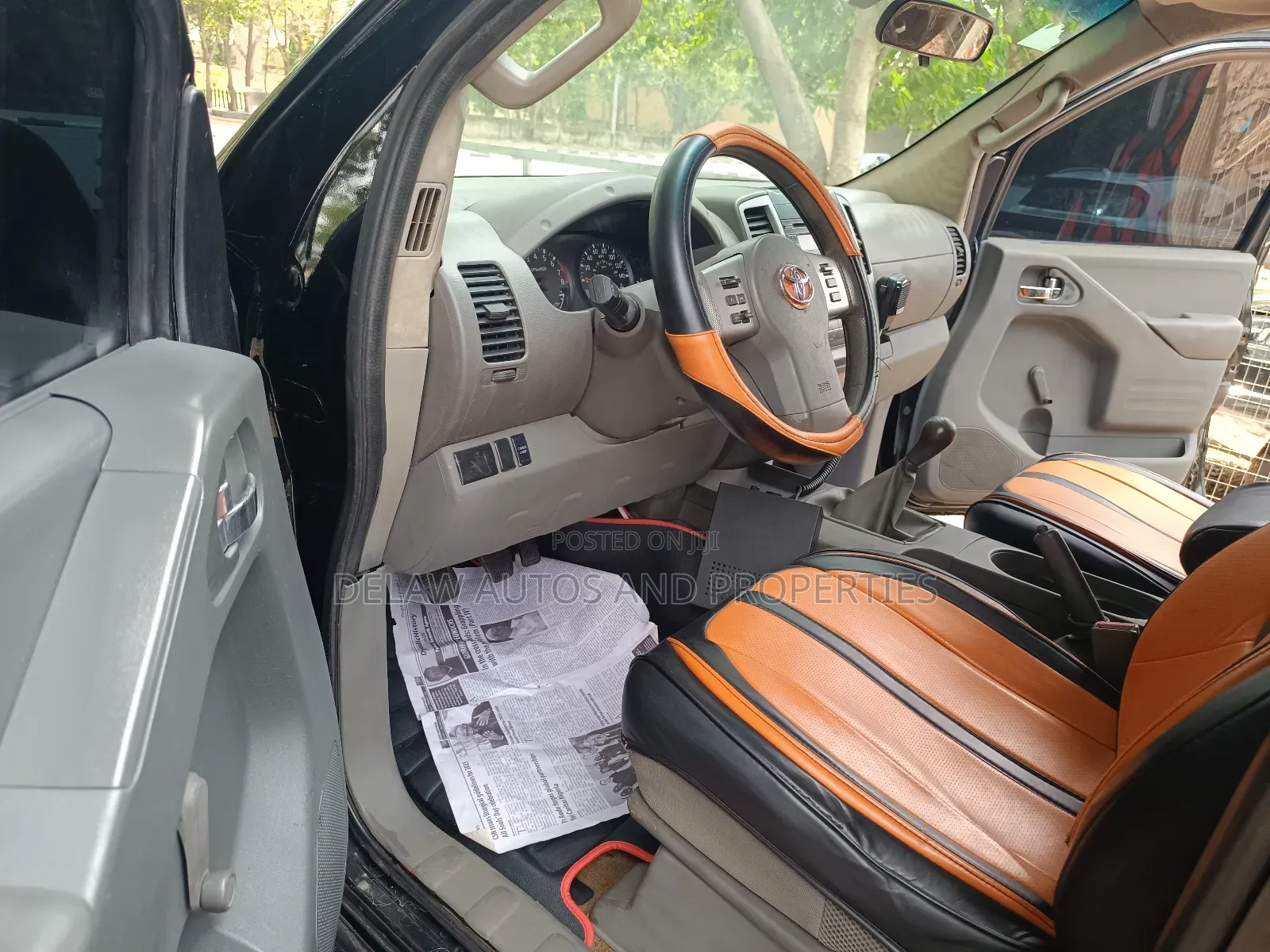 Nissan Frontier 2015 Black
