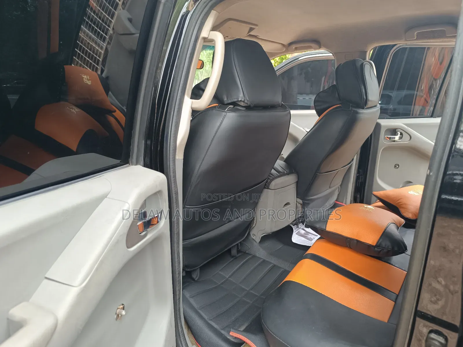 Nissan Frontier 2015 Black