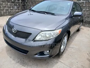 Toyota Corolla LE 4dr Sedan (1.8L 4 cyl 4A) 2009 Gray