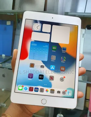 Apple iPad mini 4 64 GB