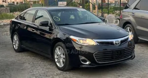 Toyota Avalon XLE 4dr Sedan (3.5L 6cyl 6A) 2014 Black