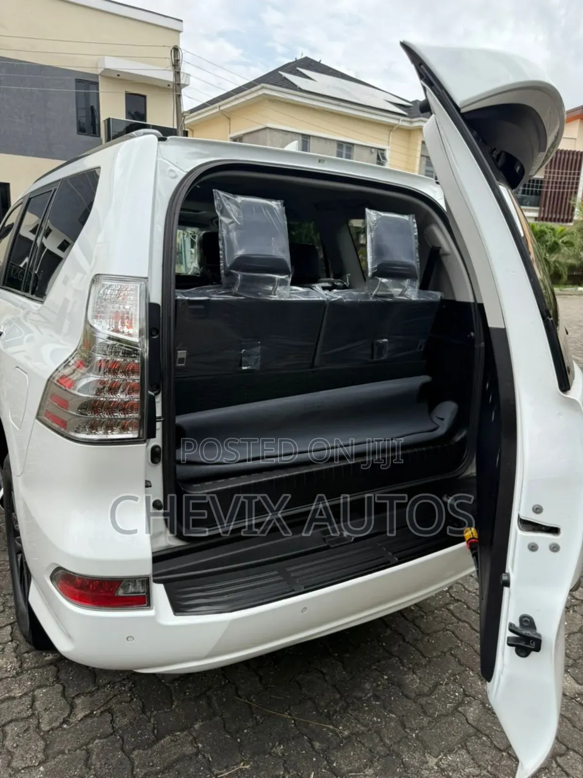 Lexus GX 460 Base 2018 White