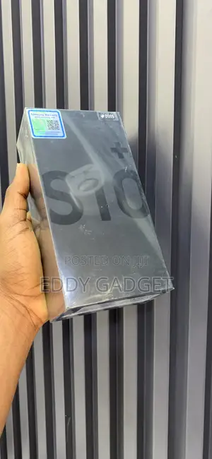 New Samsung Galaxy S10 Plus 128 GB