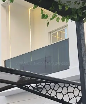 5bdrm Duplex in Osapa london for sale
