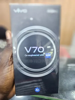 New Vivo V70 512 GB Black