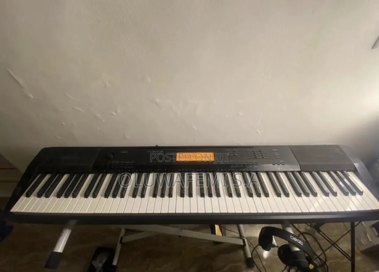 Casio CDP P220r - Semi Weighted Keys