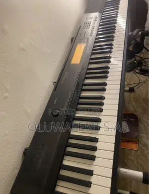 Casio CDP P220r - Semi Weighted Keys