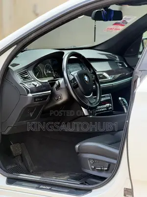 BMW 550i 2010 White