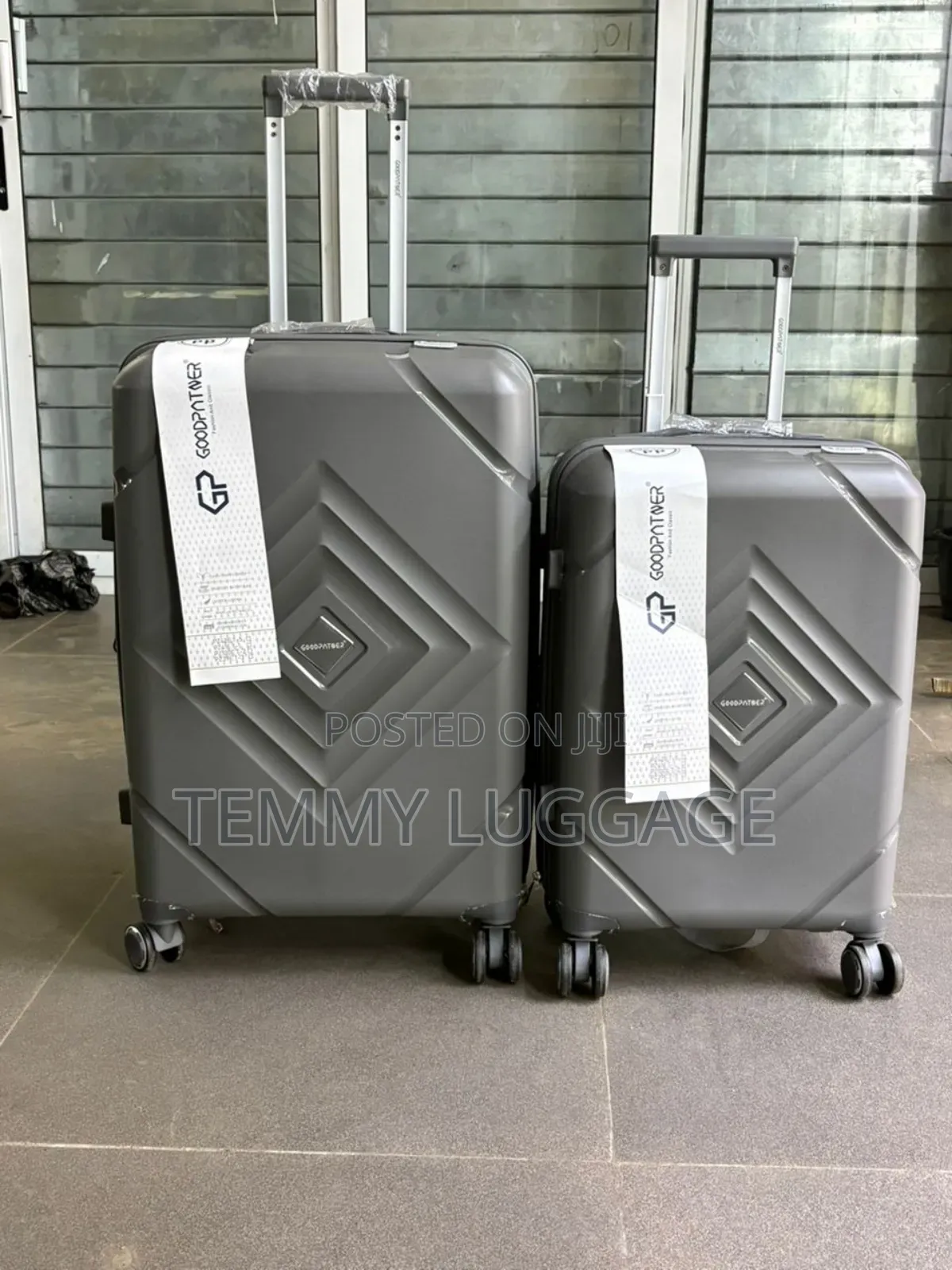 Medium and Small Size Rubber Luggage Boxes