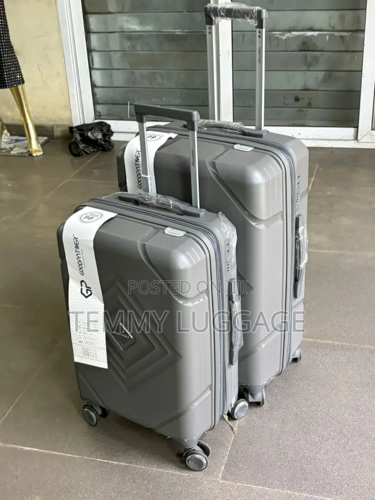Medium and Small Size Rubber Luggage Boxes
