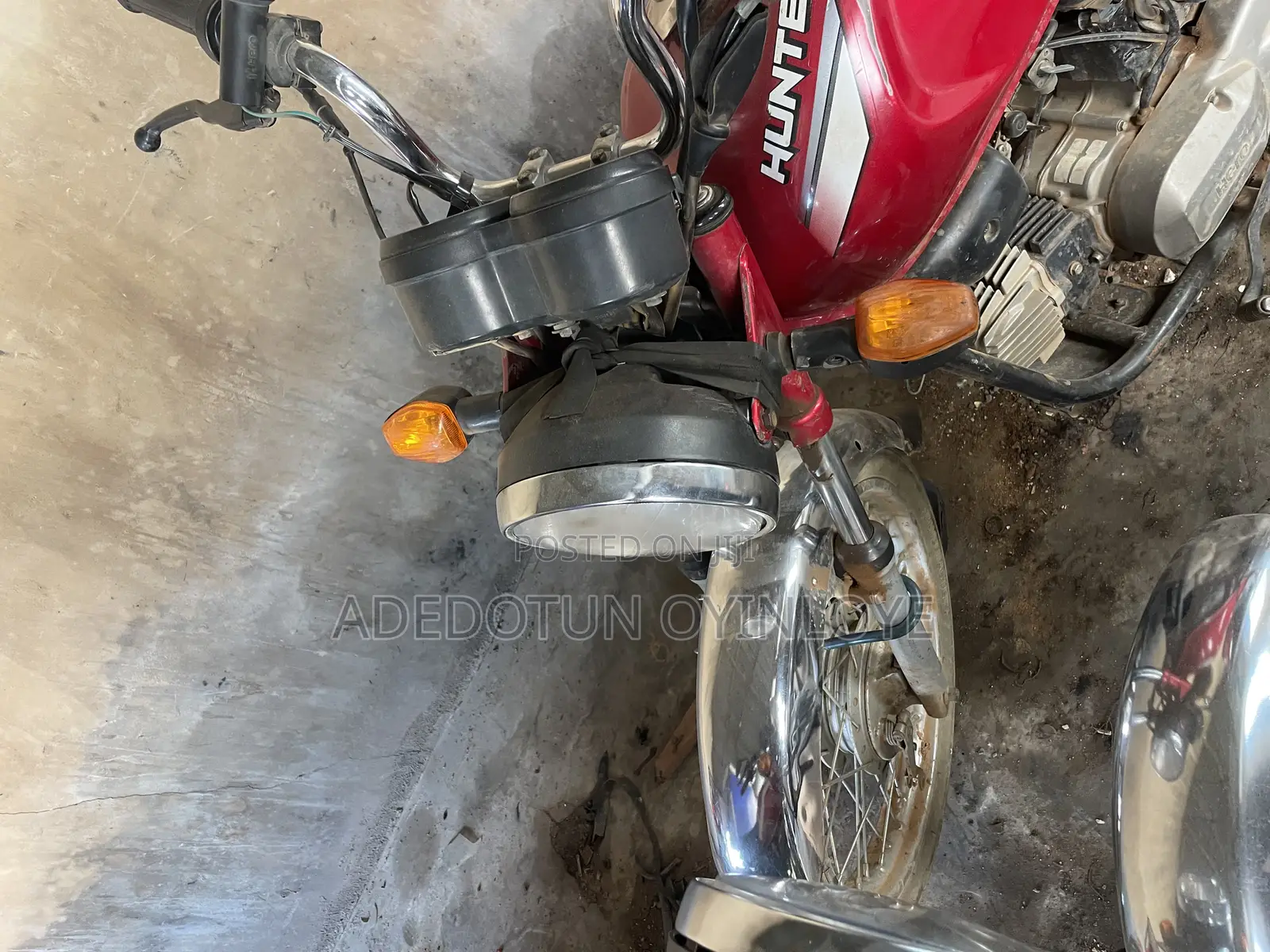 Hero Hunter 100 2025 Red