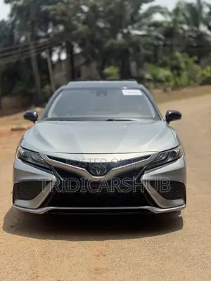 Toyota Camry XSE 2023 Silver