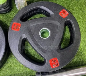 High-Quality 20kg Olympic Weight Plates With Strong Grip Handles.
